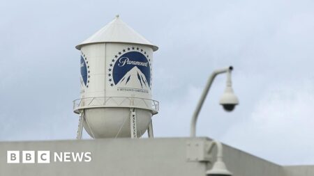 Netflix desiste de compra da Warner Bros, abrindo caminho para Paramount