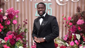 Netflix anuncia Kevin Hart como próximo alvo do roast ao vivo Netflix anuncia Kevin Hart como próximo alvo do roast ao vivo