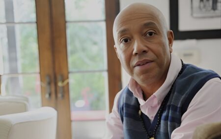 Russell Simmons processa a HBO em Manhattan em caso polêmico Russell Simmons processa a HBO em Manhattan em caso polêmico