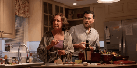Dan Levy e Laurie Metcalf estrelam nova série Big Mistakes na Netflix