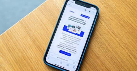 Netflix investe até US$ 600 milhões para adquirir startup de IA de Ben Affleck