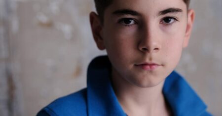 Ator mirim de Williamson ganha papel em nova série da HBO Max Ator mirim de Williamson ganha papel em nova série da HBO Max