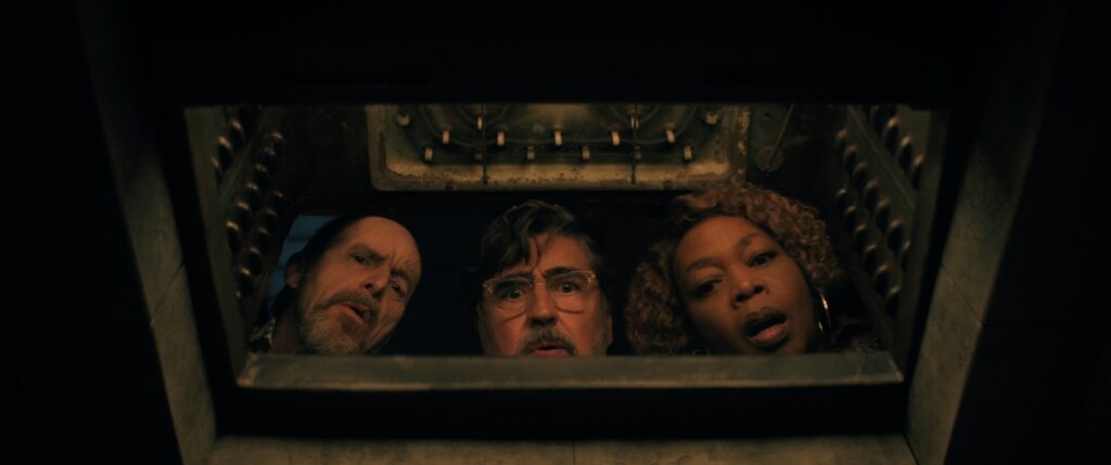 The Boroughs: trailer destaca mistérios envolvendo idosos The Boroughs: trailer destaca mistérios envolvendo idosos