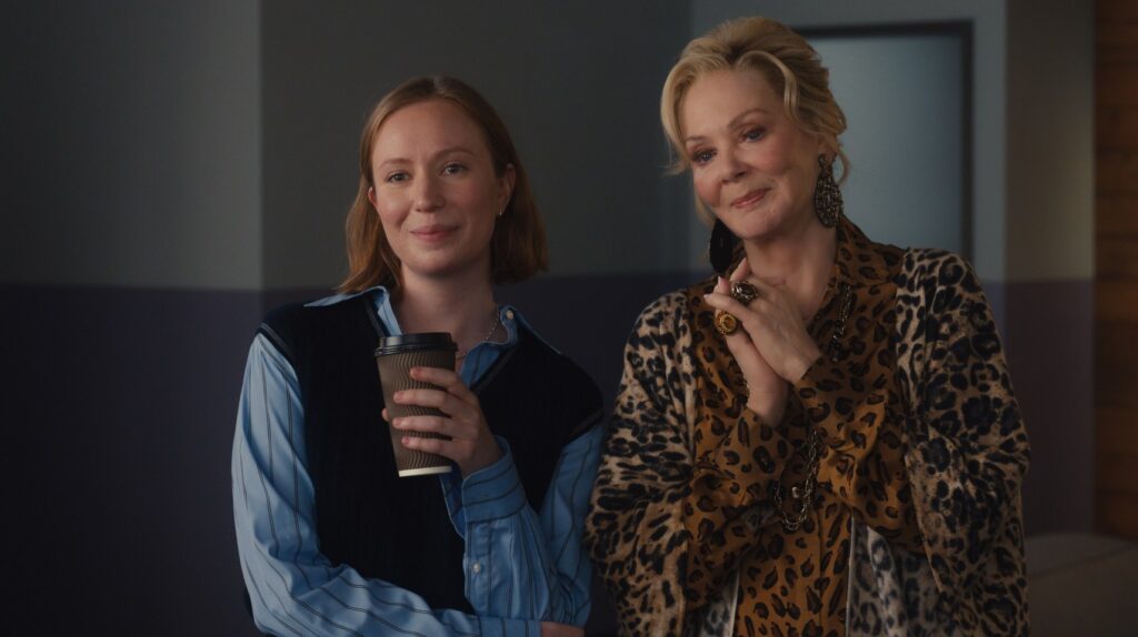 Jean Smart e Hannah Einbinder retornam para temporada final de Hacks na HBO Max Jean Smart e Hannah Einbinder retornam para temporada final de Hacks na HBO Max