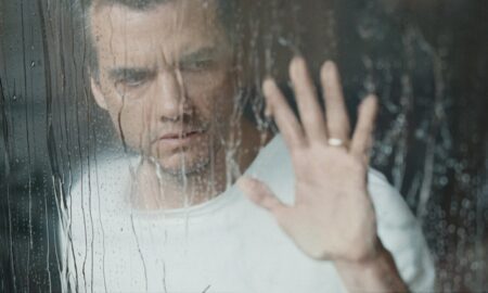 Primeiras imagens de ‘The Last House’, terror sci-fi de Louis Leterrier na Netflix