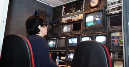 HBO remove trailer de Euphoria e edita cena de Sydney Sweeney após críticas HBO remove trailer de Euphoria e edita cena de Sydney Sweeney após críticas