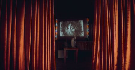 Trailer de Ladies First na Netflix recebe críticas negativas dos fãs