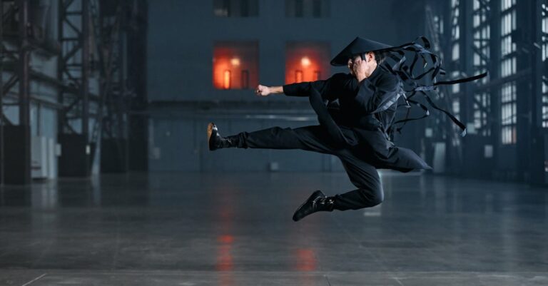 Trailer divulgado e data de estreia da 2ª temporada da série de Jason Momoa na HBO Max