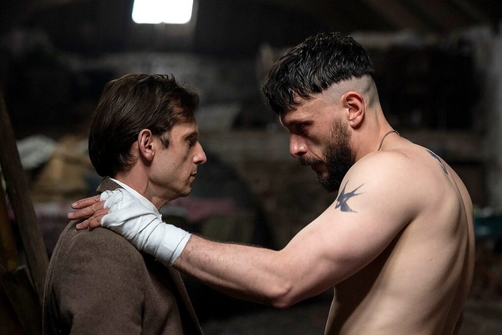 Half Man no HBO oferece visão única sobre temática gay diferente de Heated Rivalry