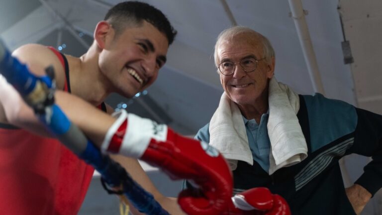 Pierce Brosnan e Amir El-Masry estrelam drama emocionante sobre boxe