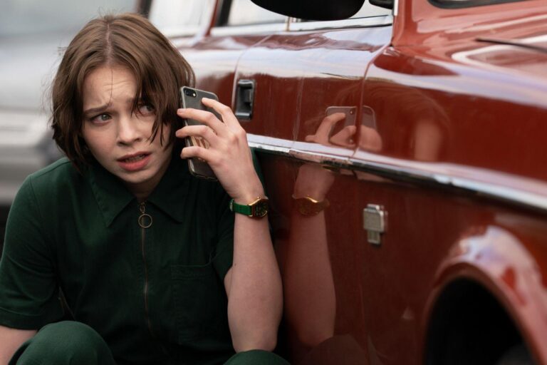 Série de retorno da Netflix conquista 96% de aprovação do público no Rotten Tomatoes Série de retorno da Netflix conquista 96% de aprovação do público no Rotten Tomatoes